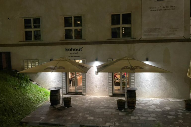 Restaurant Kohout na vine 