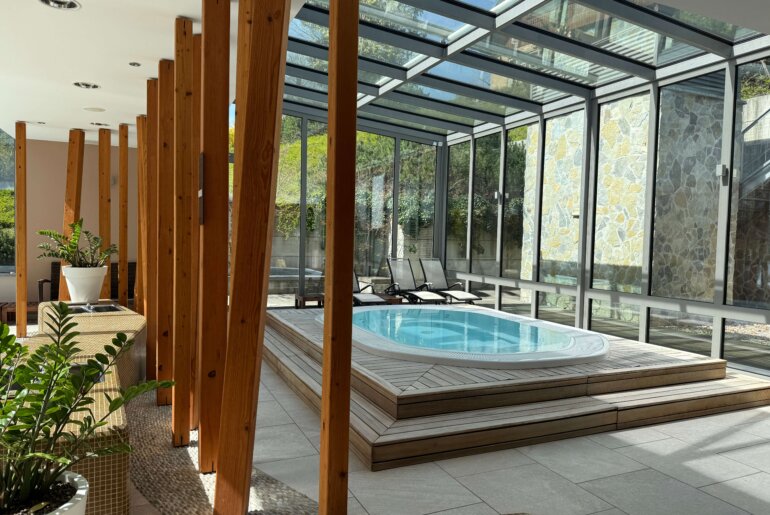 Hotel Astoria in Bled: mit verstecktem Wellnessbereich