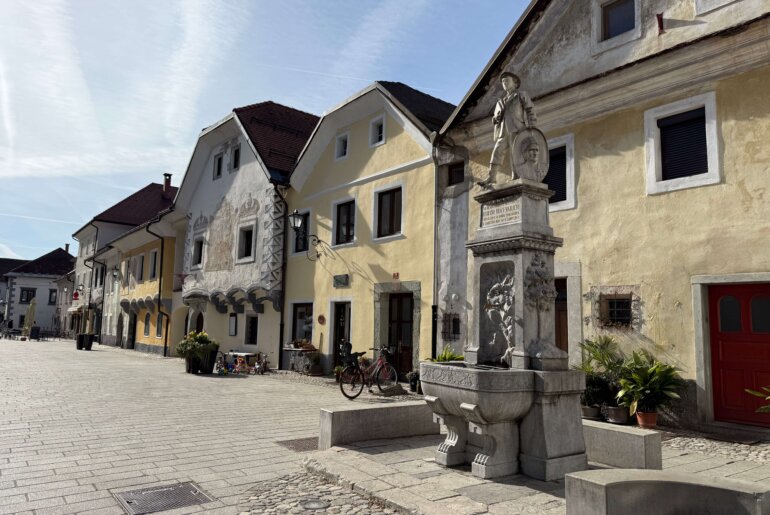 Der Hauptplatz von Radovljica